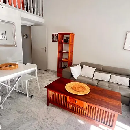 3 Au Coeur De Terrasse Sud Κάννες