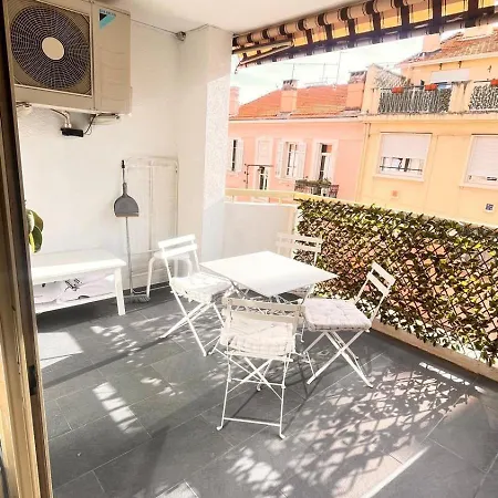 4 Pieces Au Coeur De Terrasse Sud